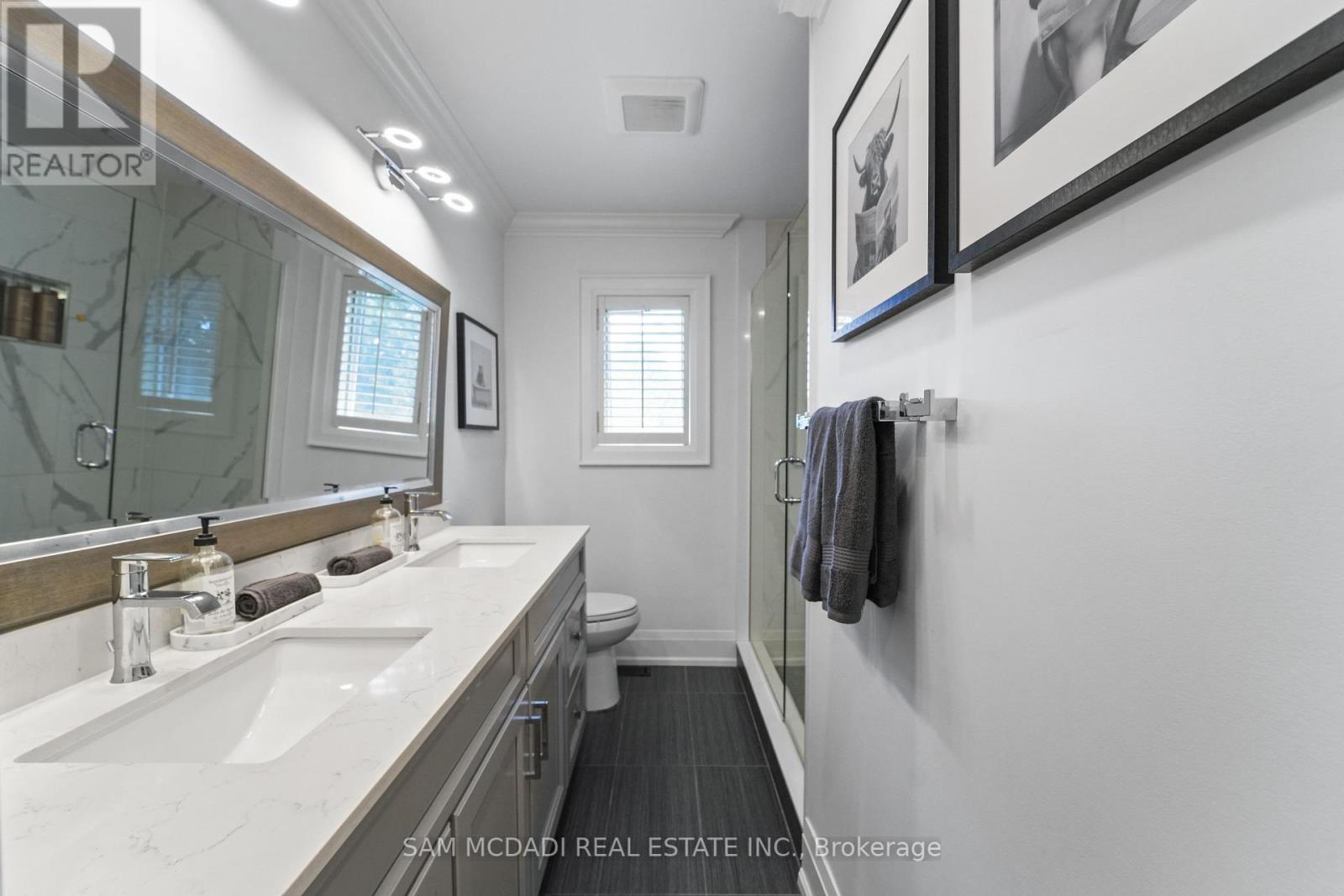 Photo 30 of 1117 Fleet Street, Mississauga ON