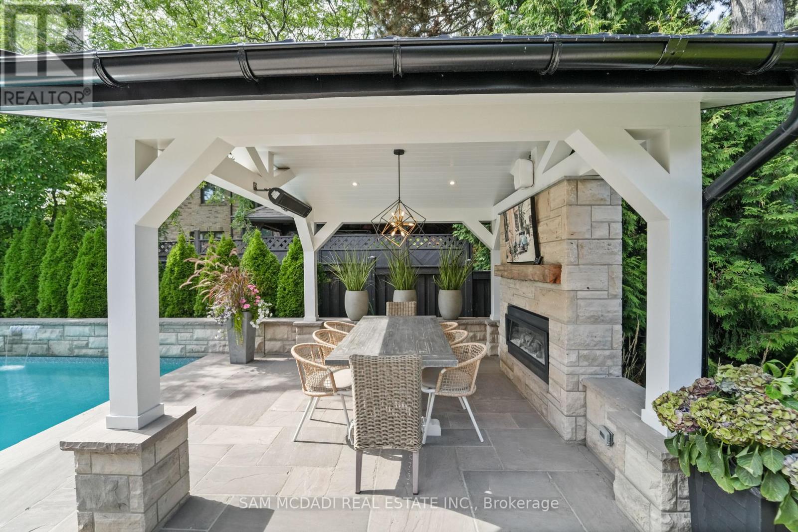 Photo 40 of 1117 Fleet Street, Mississauga ON