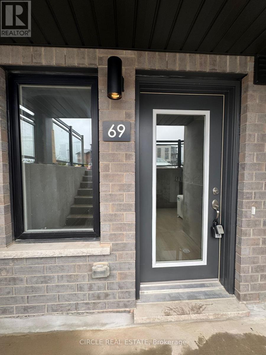 Photo 5 of 69 940 St David Street N, Centre Wellington ON
