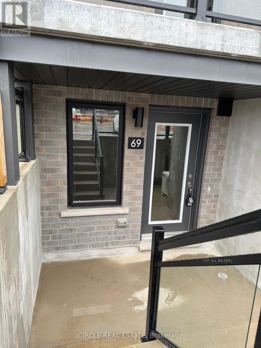 Photo 4 of 69 940 St David Street N, Centre Wellington ON