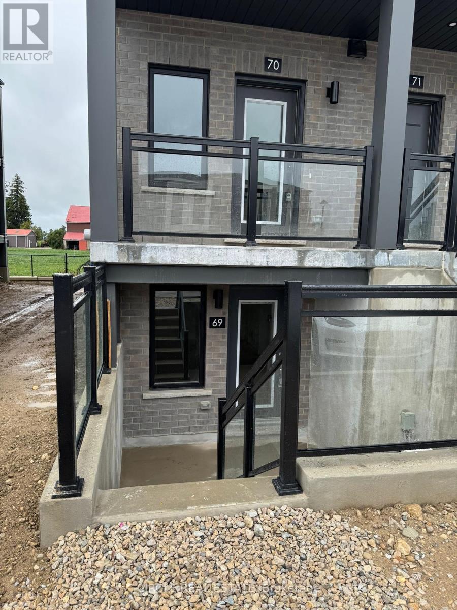 Photo 3 of 69 940 St David Street N, Centre Wellington ON