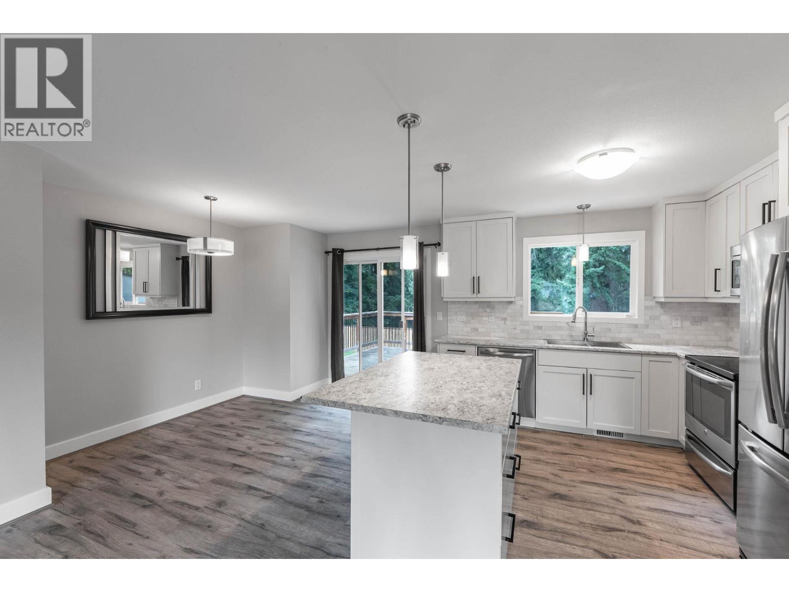  1100 Sussex Road, West Kelowna