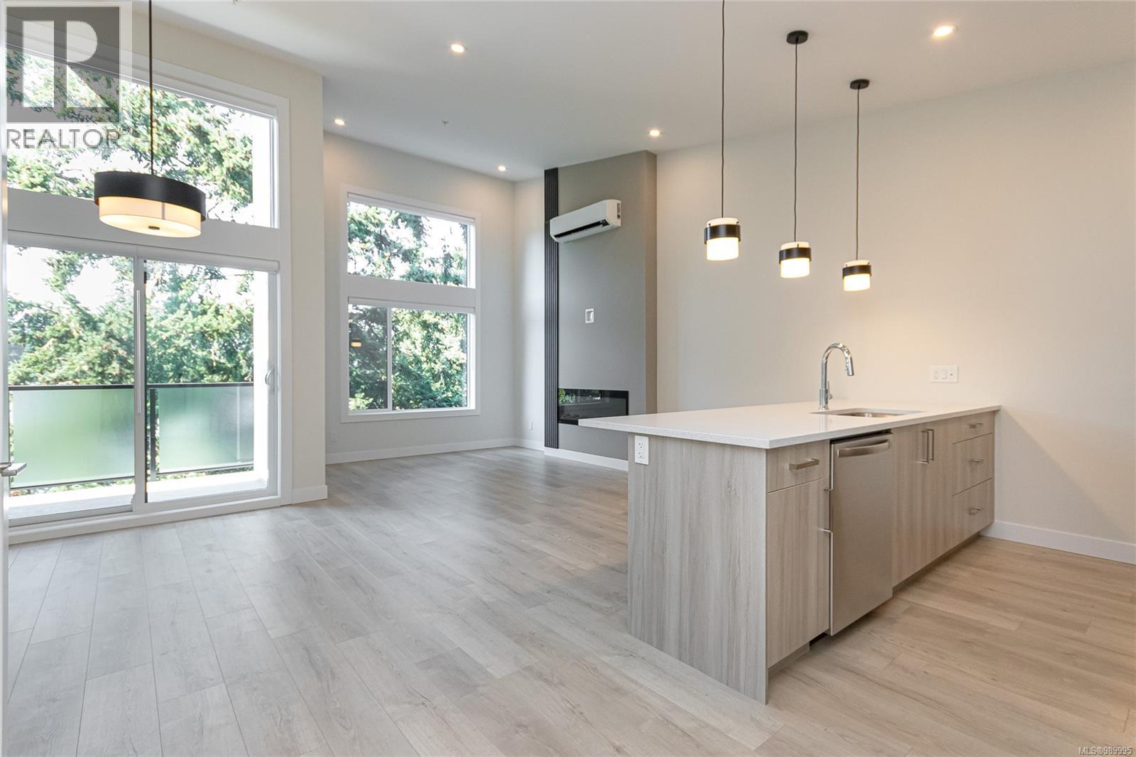 Photo 1 of 505 924 Jenkins Ave, Langford BC