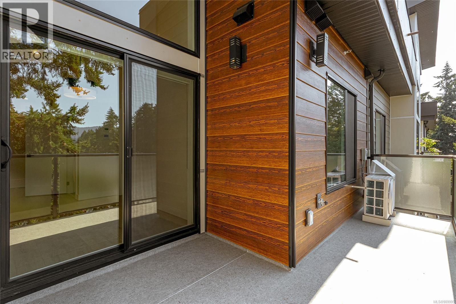 Photo 10 of 505 924 Jenkins Ave, Langford BC