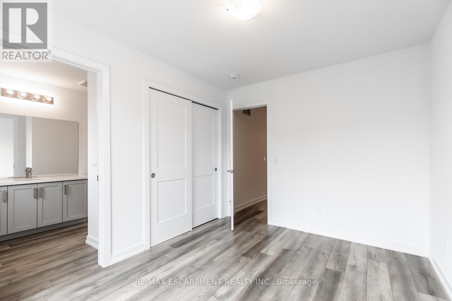 Photo 22 of 16 70 Kenesky Drive, Hamilton ON