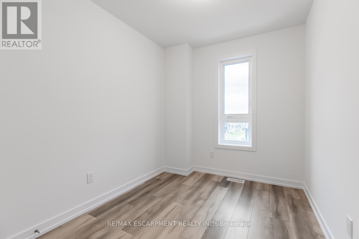 Photo 30 of 16 70 Kenesky Drive, Hamilton ON