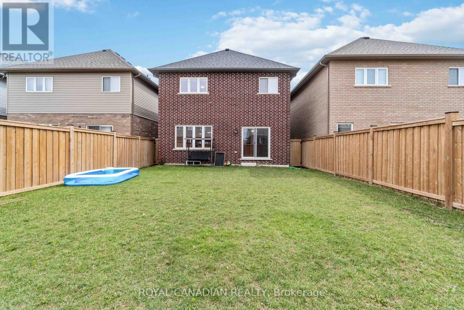 Photo 48 of 92 Bethune Avenue, Hamilton ON