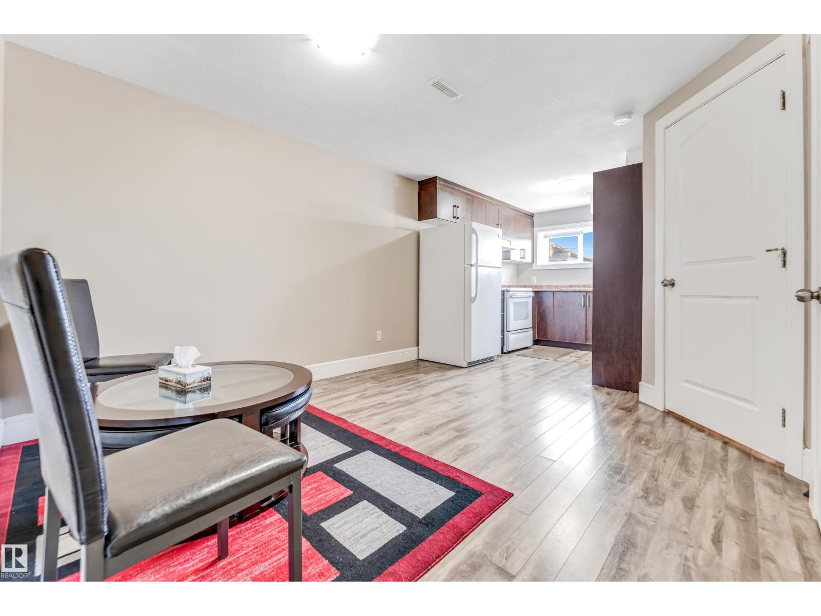 Photo 23 of 2627 12 St Nw, Edmonton AB