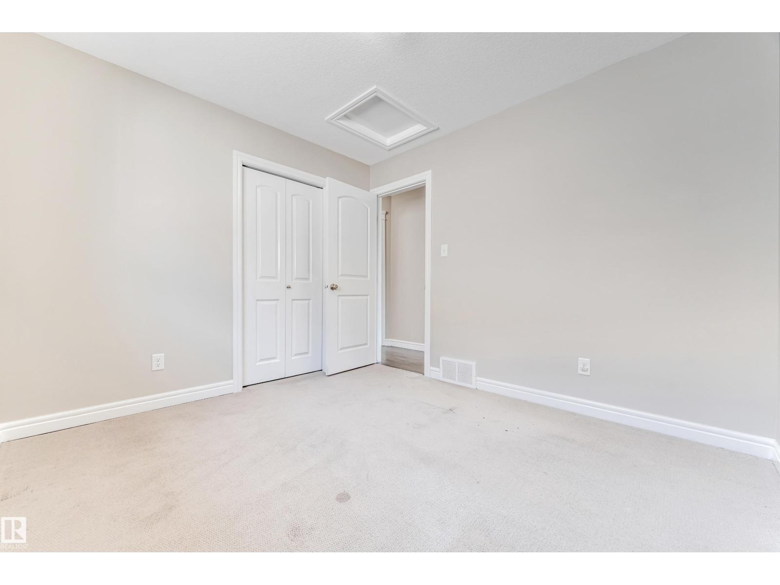 Photo 19 of 2627 12 St Nw, Edmonton AB