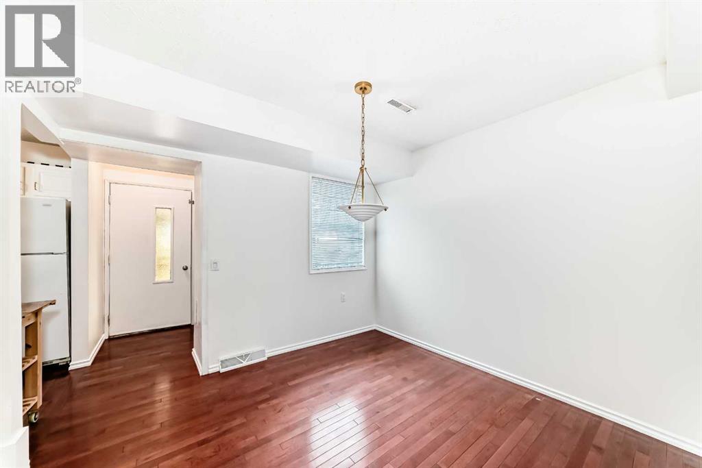 Photo 11 of 306 2520 Palliser Drive Sw, Calgary AB