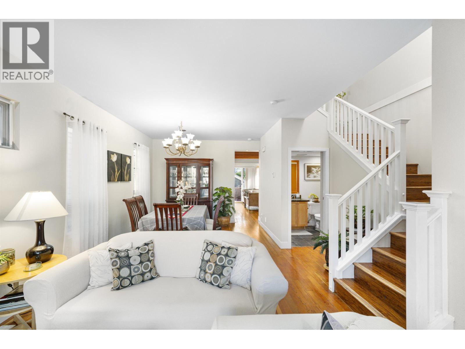 Photo 12 of 284 Furness Street, New Westminster BC