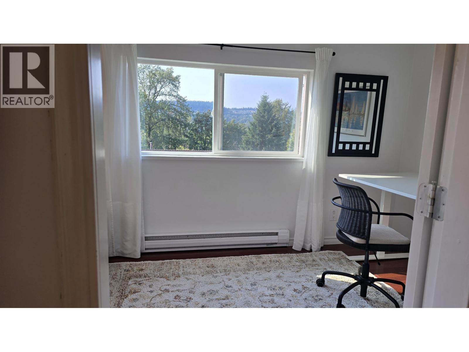 Photo 6 of 1479 Elinor Crescent, Port Coquitlam BC