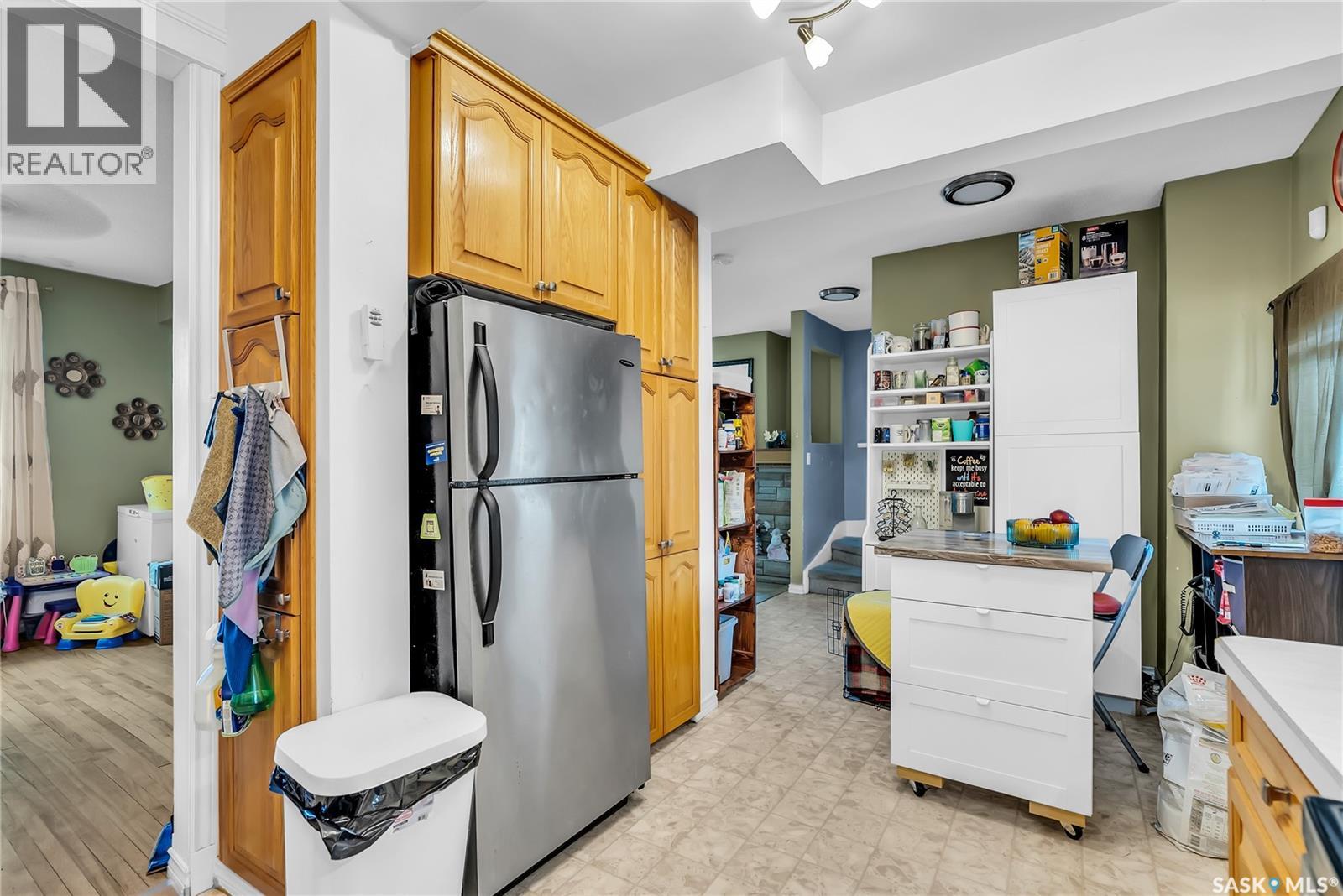 Photo 15 of 1121 B Avenue N, Saskatoon SK