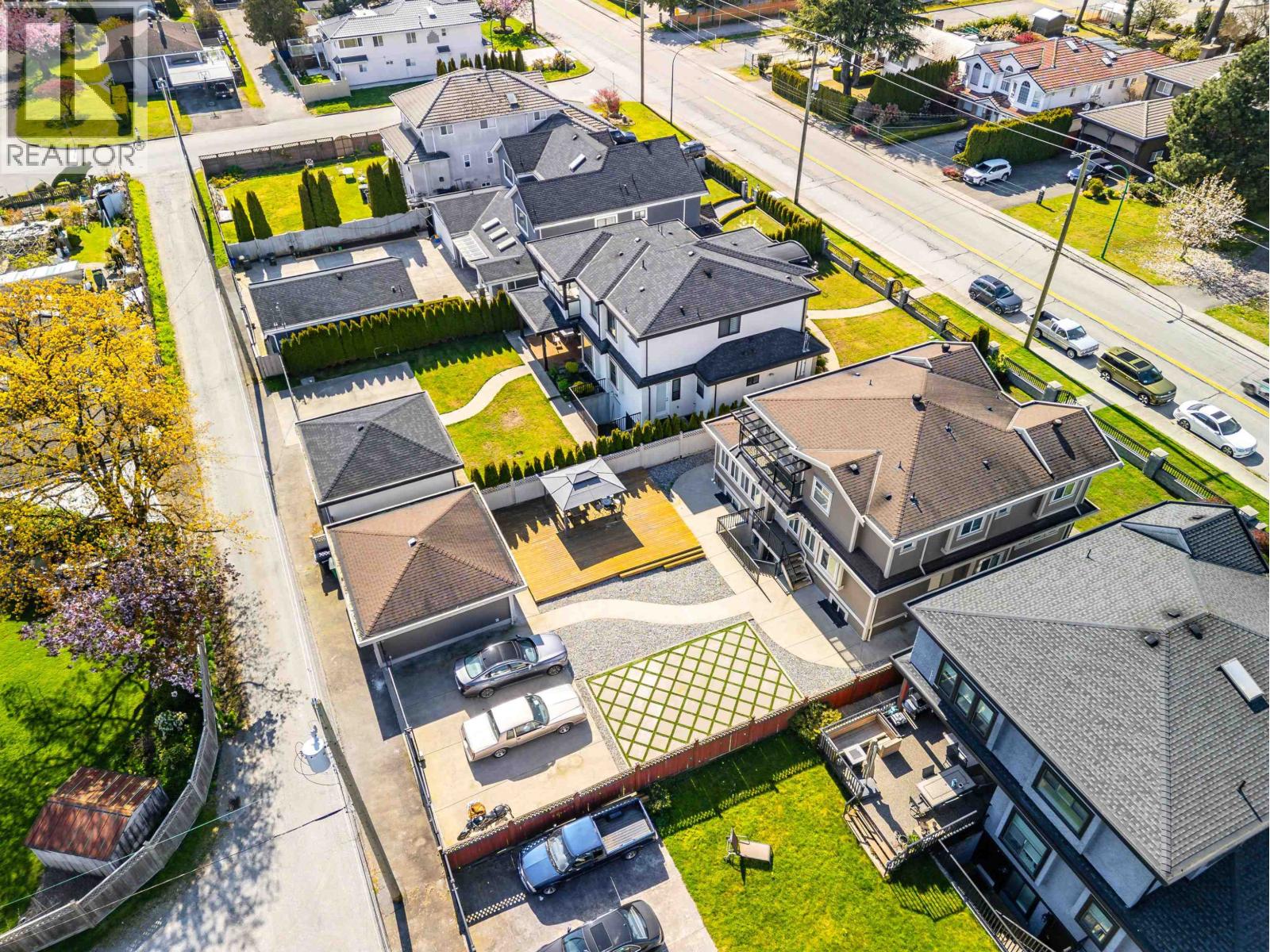 8588 ARMSTRONG AVENUE, Burnaby