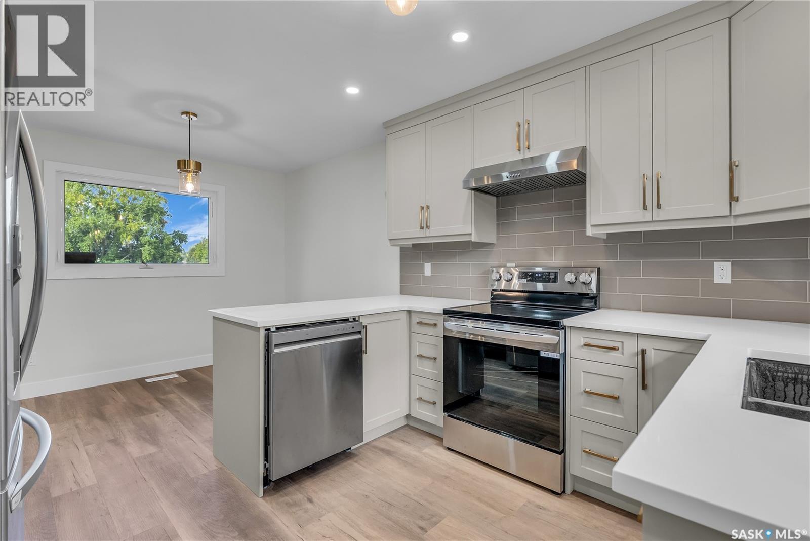 Photo 8 of 108 Rupert Drive, Saskatoon SK