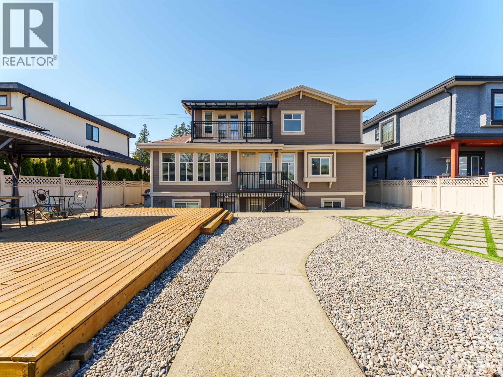 8588 ARMSTRONG AVENUE, Burnaby