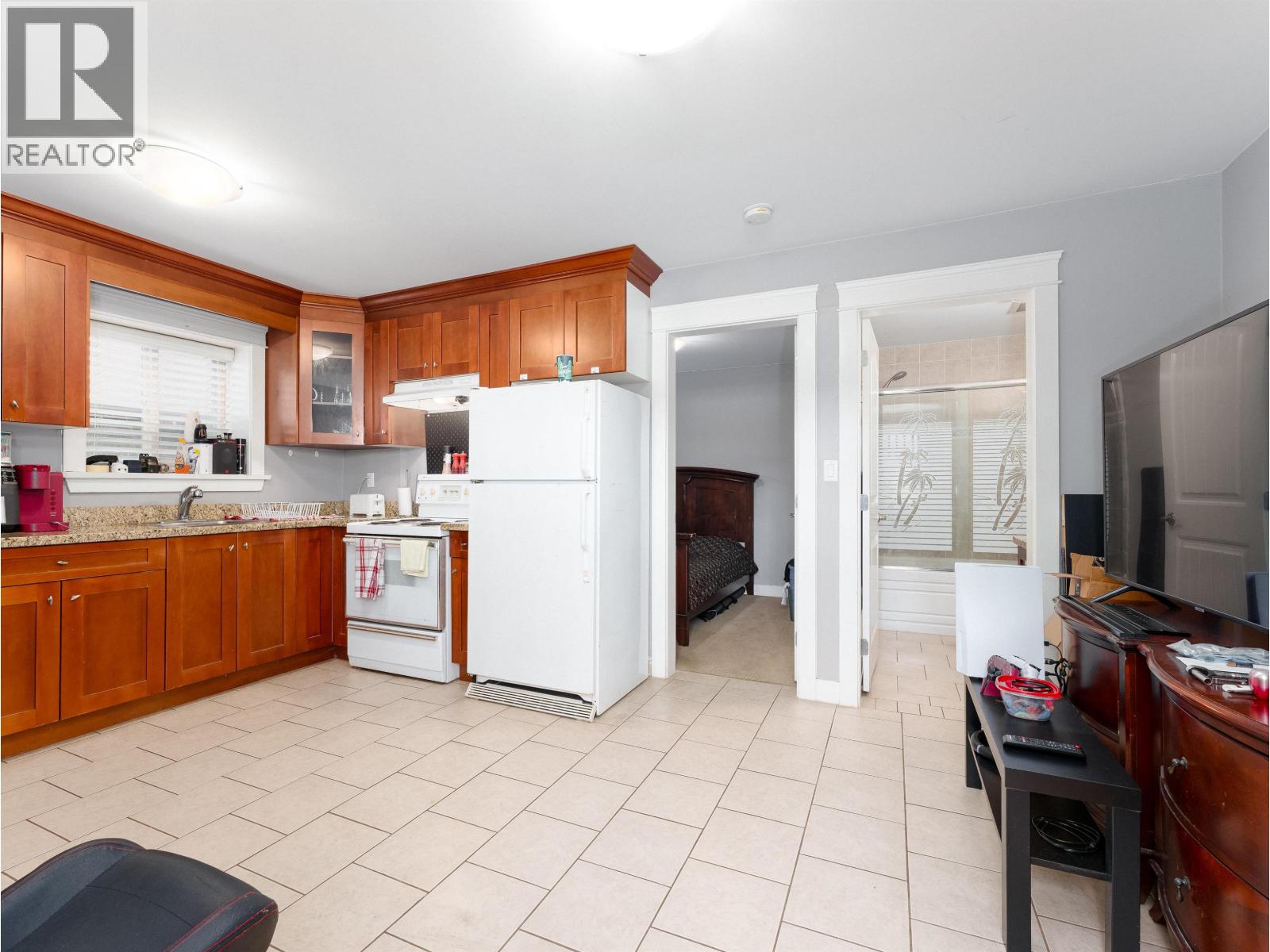 8588 ARMSTRONG AVENUE, Burnaby