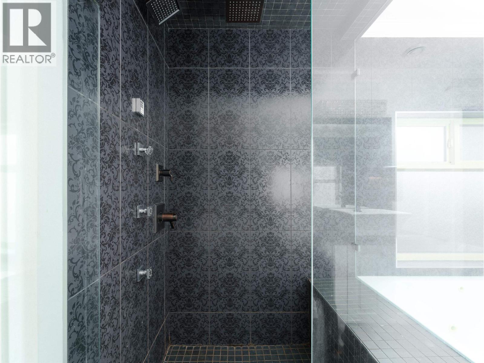 8588 ARMSTRONG AVENUE, Burnaby