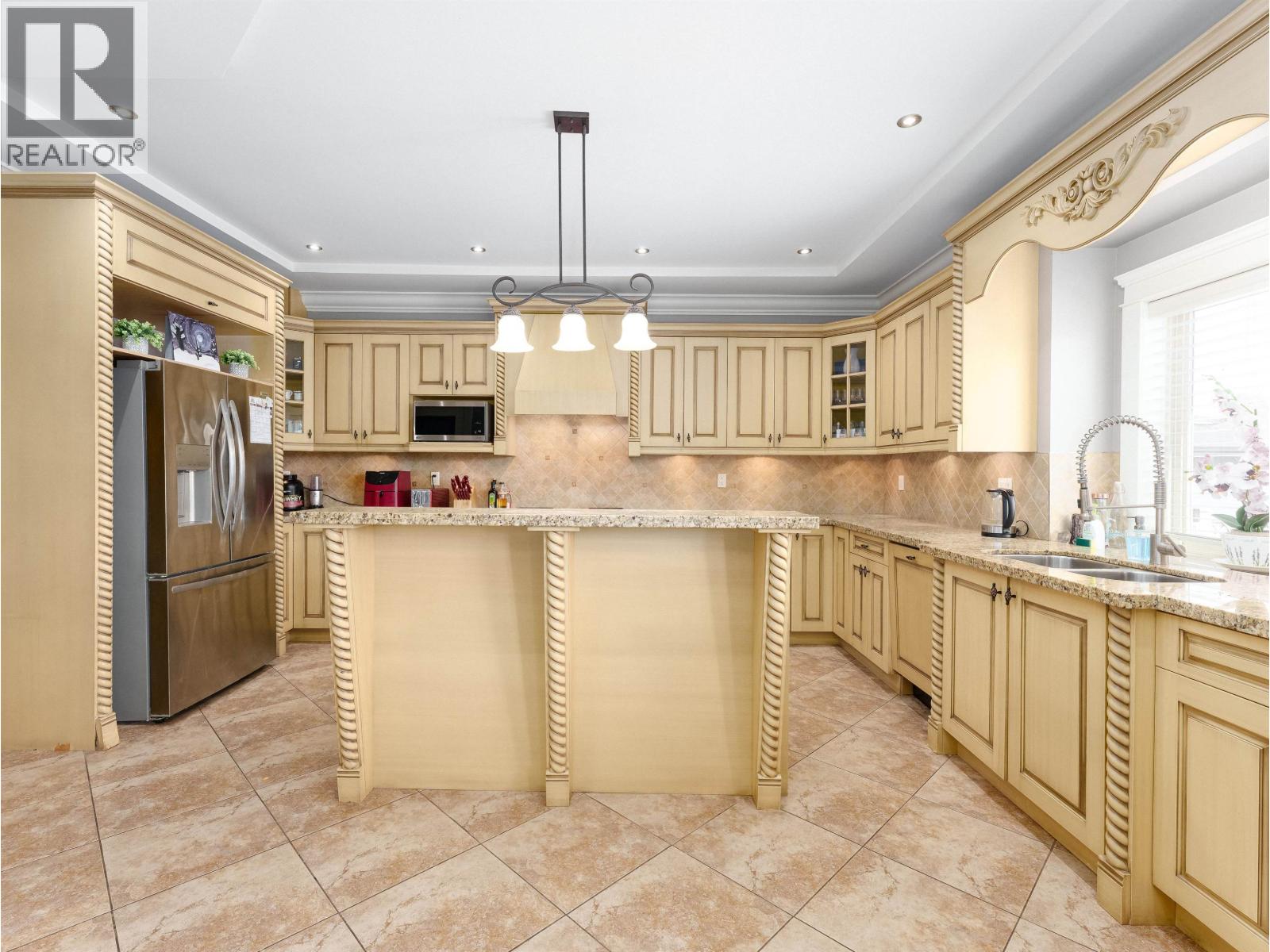 8588 ARMSTRONG AVENUE, Burnaby