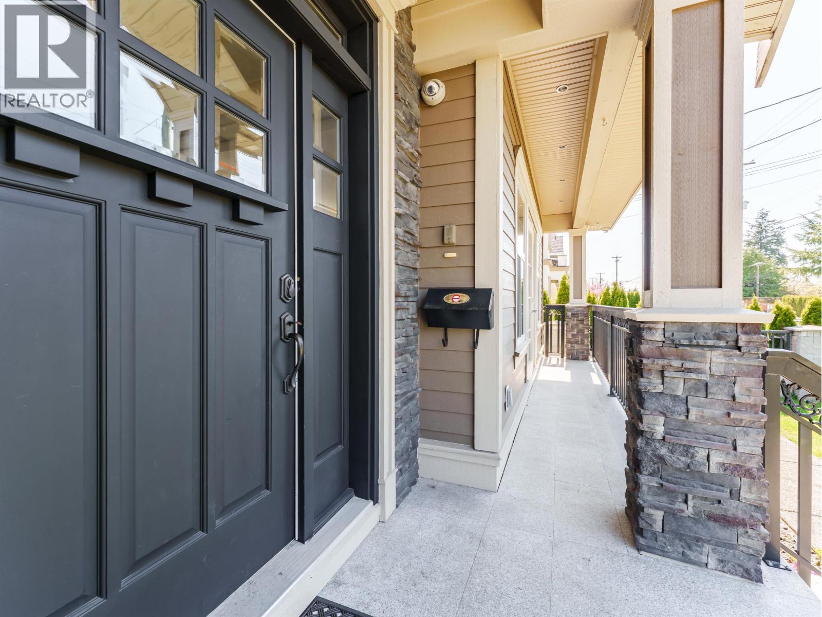 8588 ARMSTRONG AVENUE, Burnaby