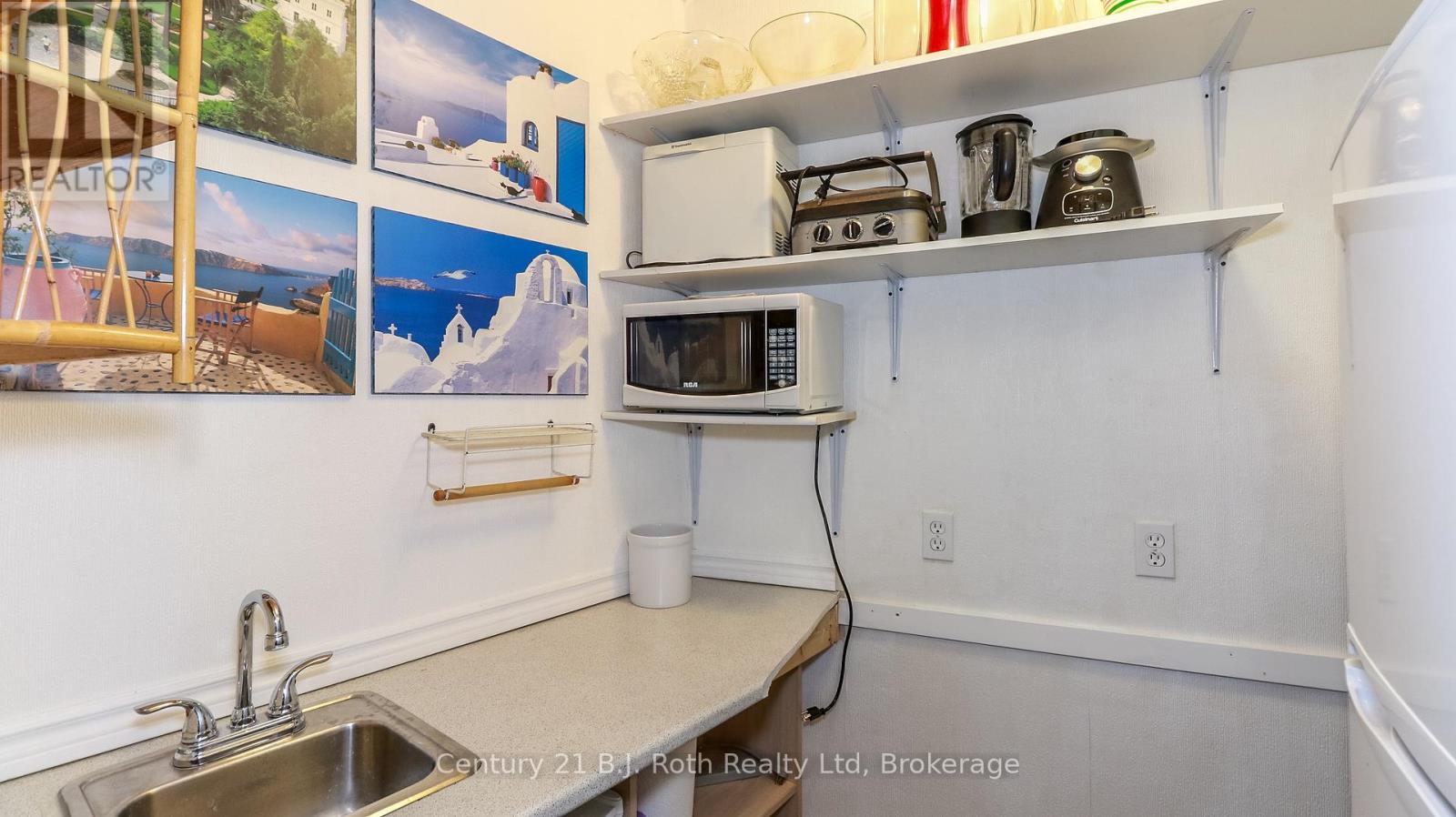 Photo 23 of 20 Grant Avenue, Tiny ON