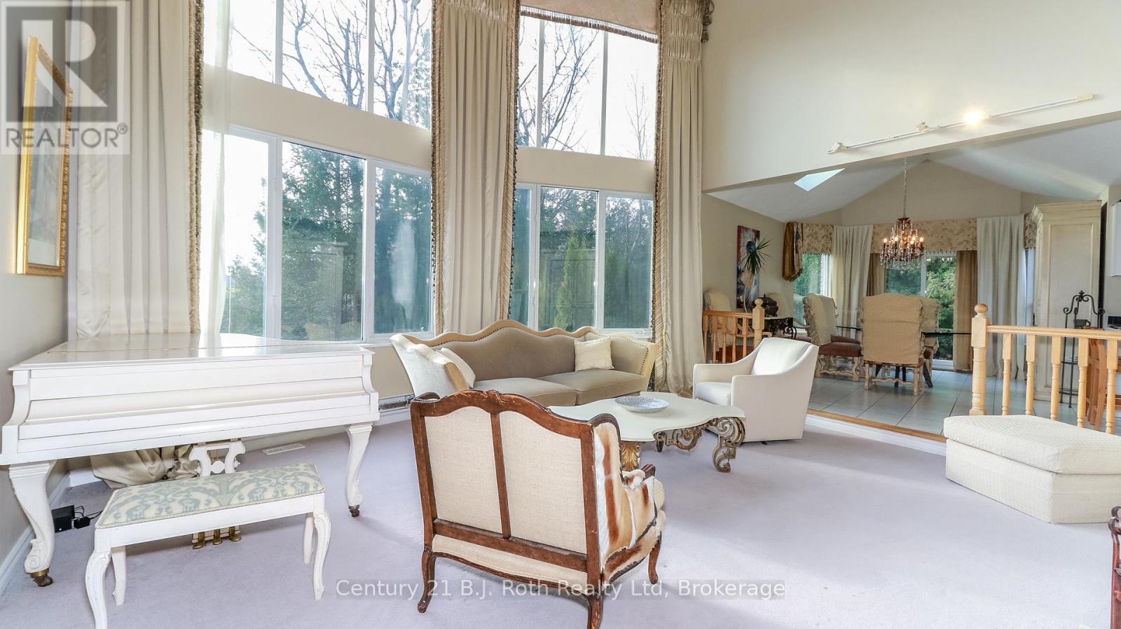 Photo 4 of 20 Grant Avenue, Tiny ON