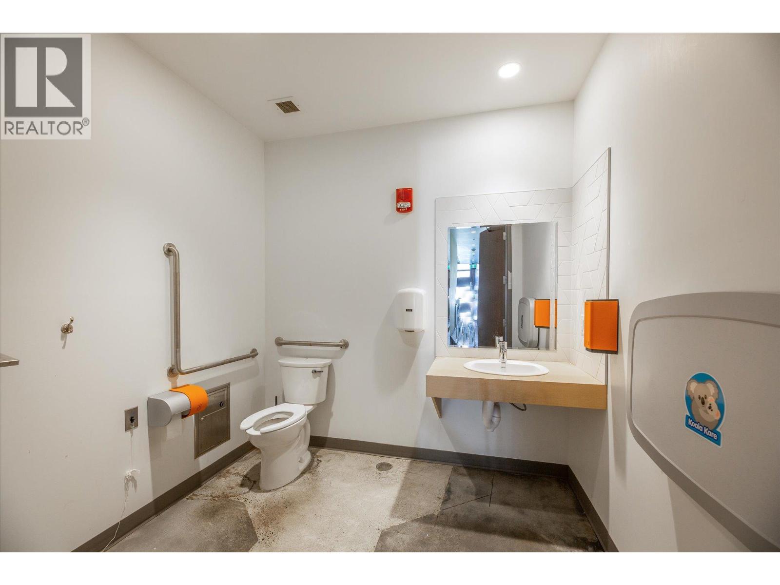  1193 Sunset Drive, Kelowna