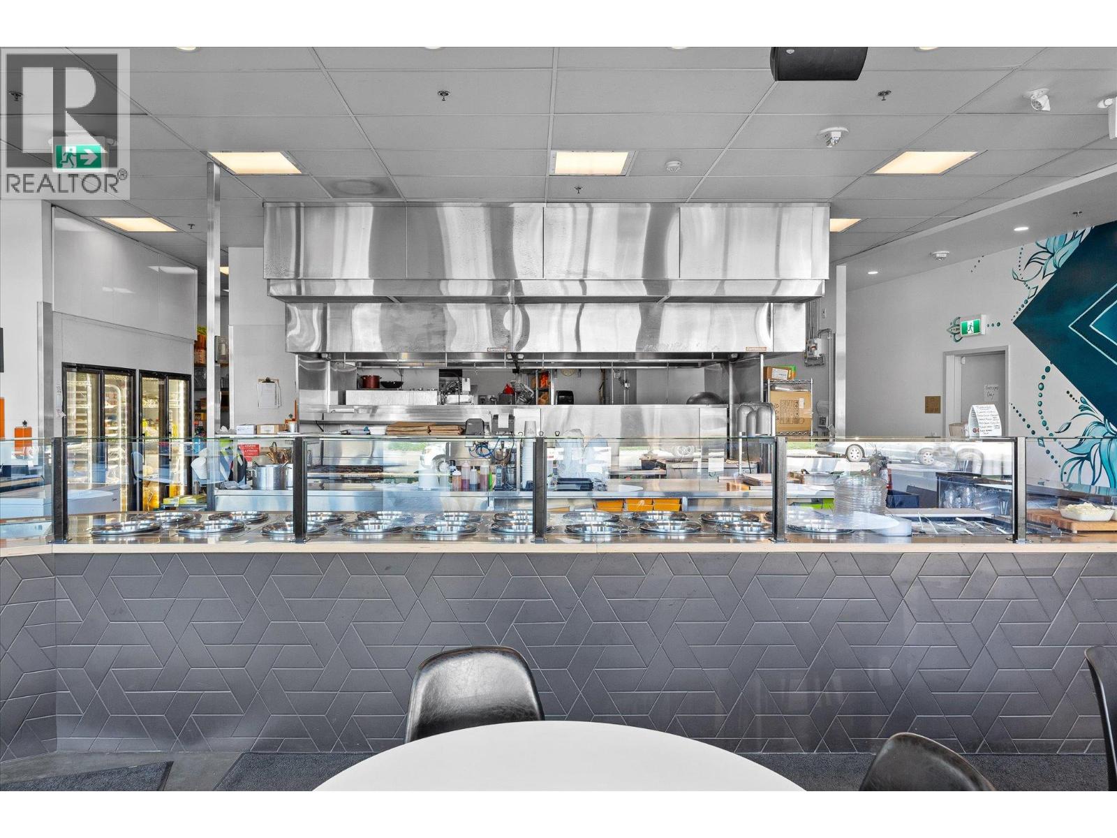  1193 Sunset Drive, Kelowna