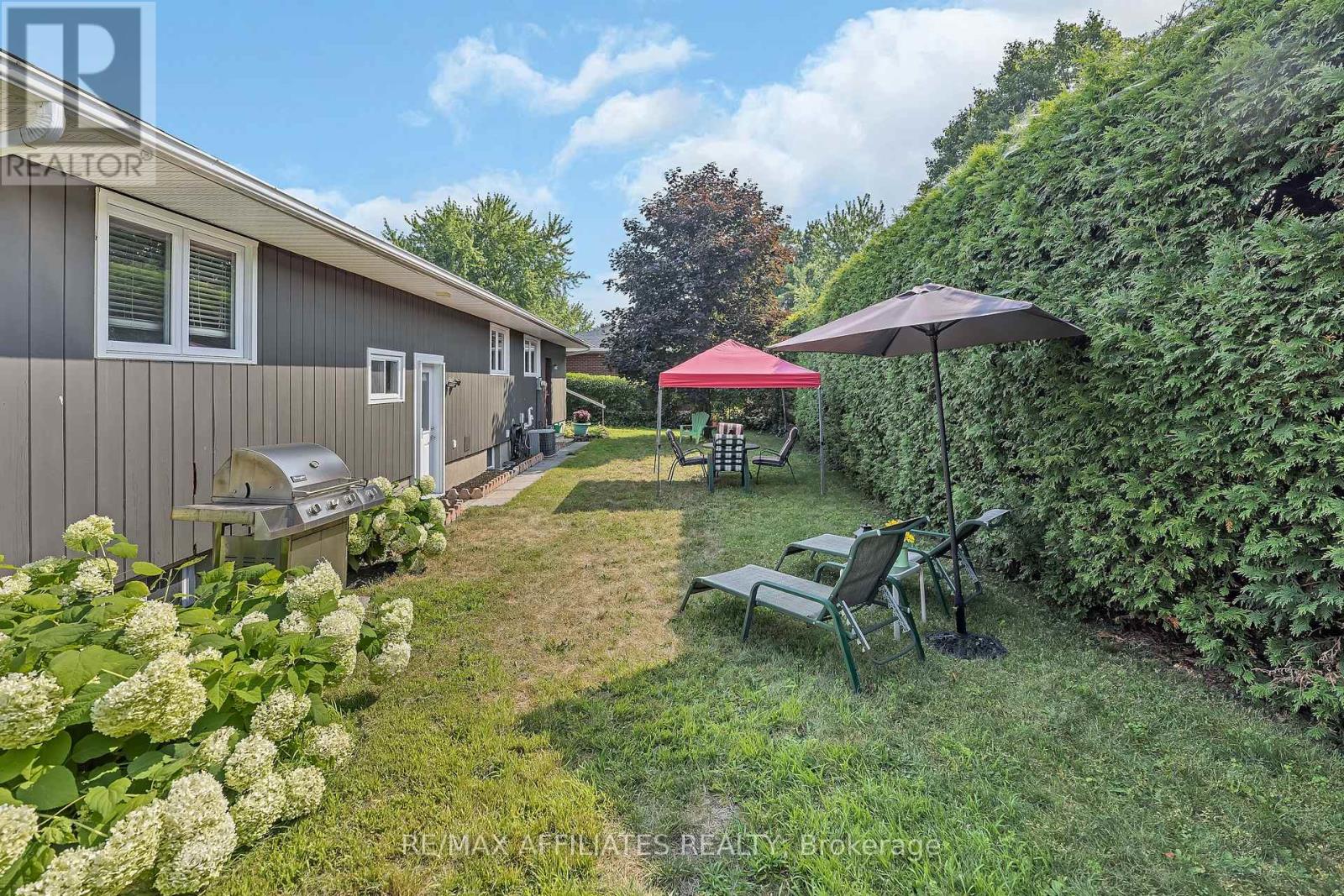 Photo 25 of 11 Tripp Crescent, Ottawa ON