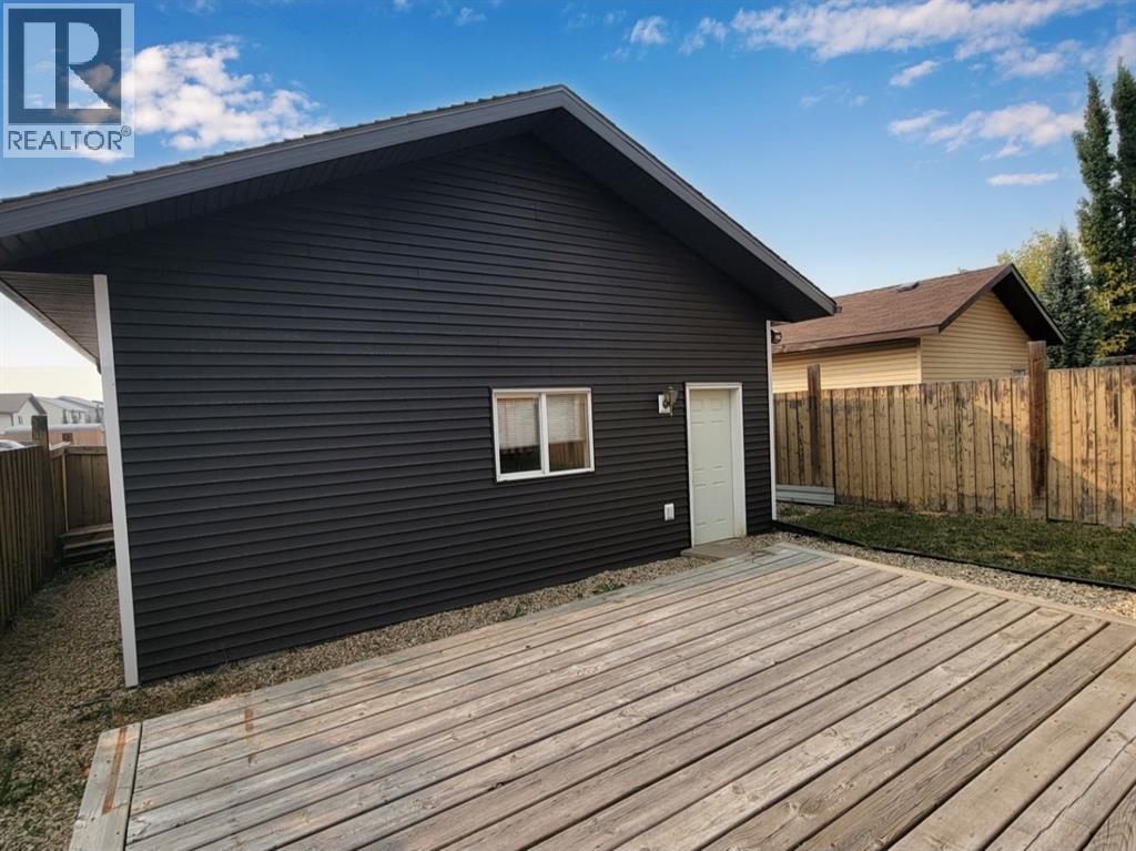 Photo 10 of 6918 88 A Street, Grande Prairie AB