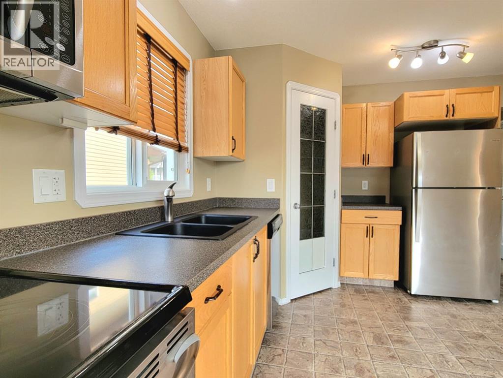 Photo 17 of 6918 88 A Street, Grande Prairie AB