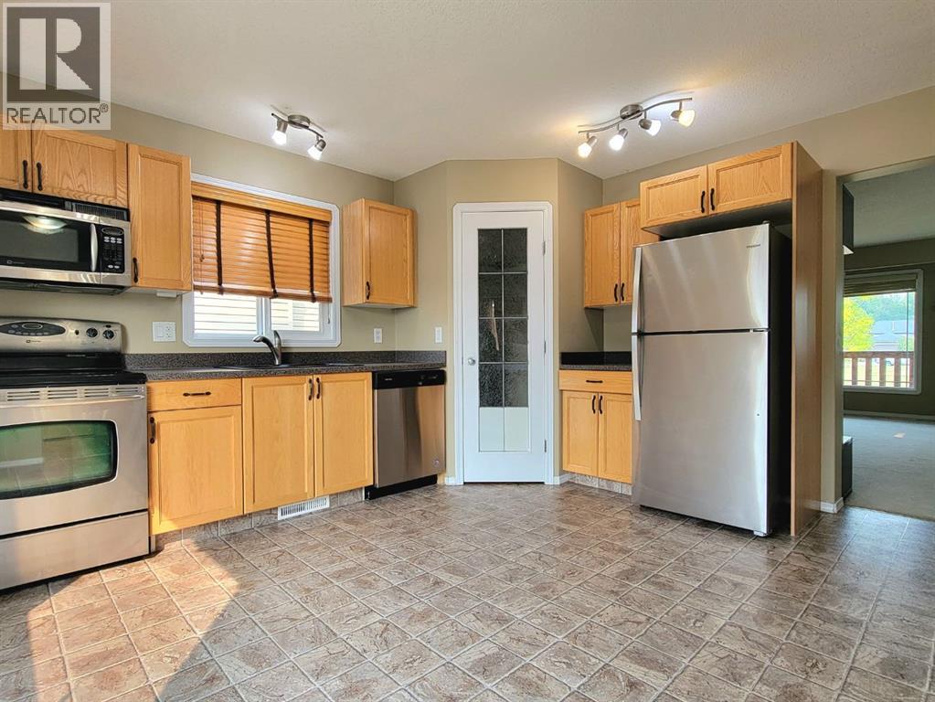 Photo 18 of 6918 88 A Street, Grande Prairie AB
