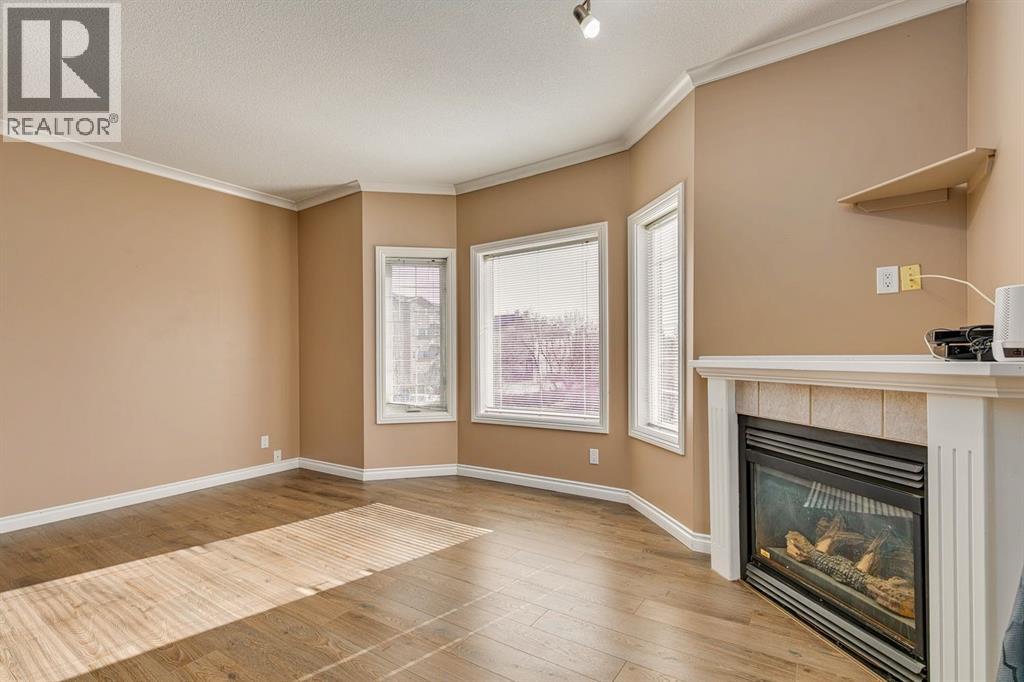 Photo 11 of 204 7 Lineham Avenue, Okotoks AB