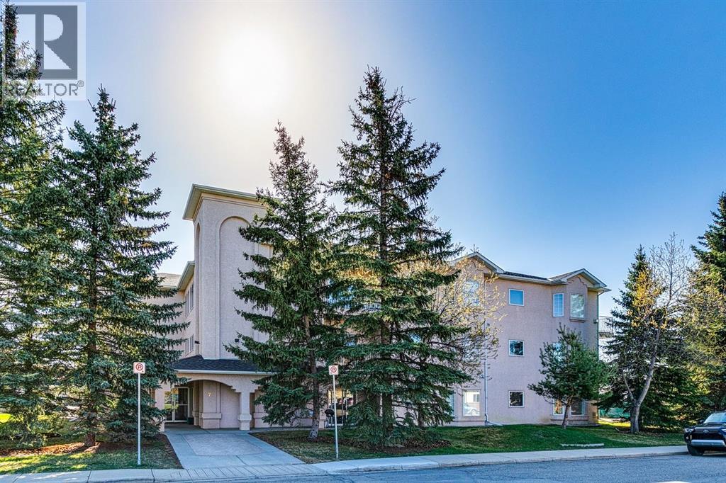 Photo 2 of 204 7 Lineham Avenue, Okotoks AB