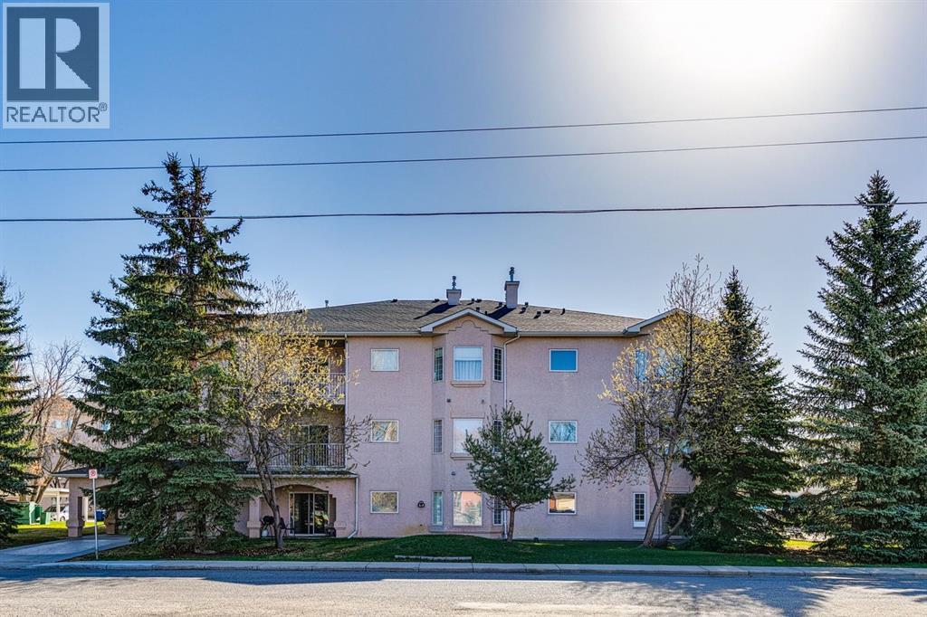 Photo 3 of 204 7 Lineham Avenue, Okotoks AB