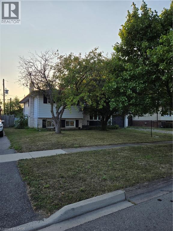 Photo 1 of 21 Idylwood Road, Welland ON