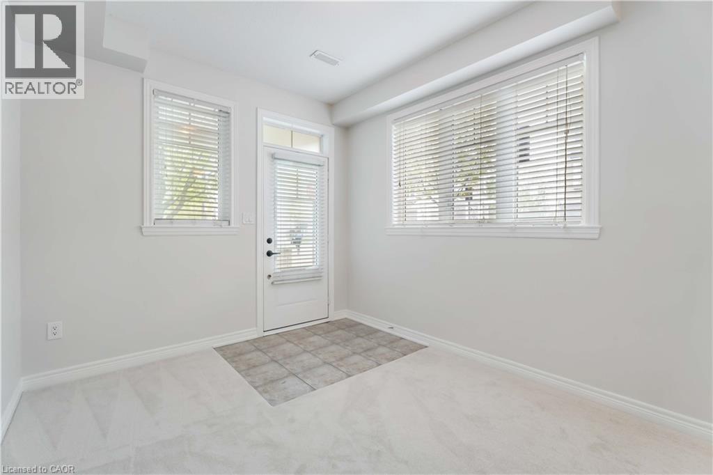Photo 5 of 337 Beach Boulevard Unit 25, Hamilton ON