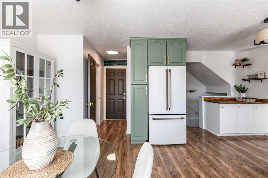 Photo 22 of 129 Sunrise Road Sw, Medicine Hat AB