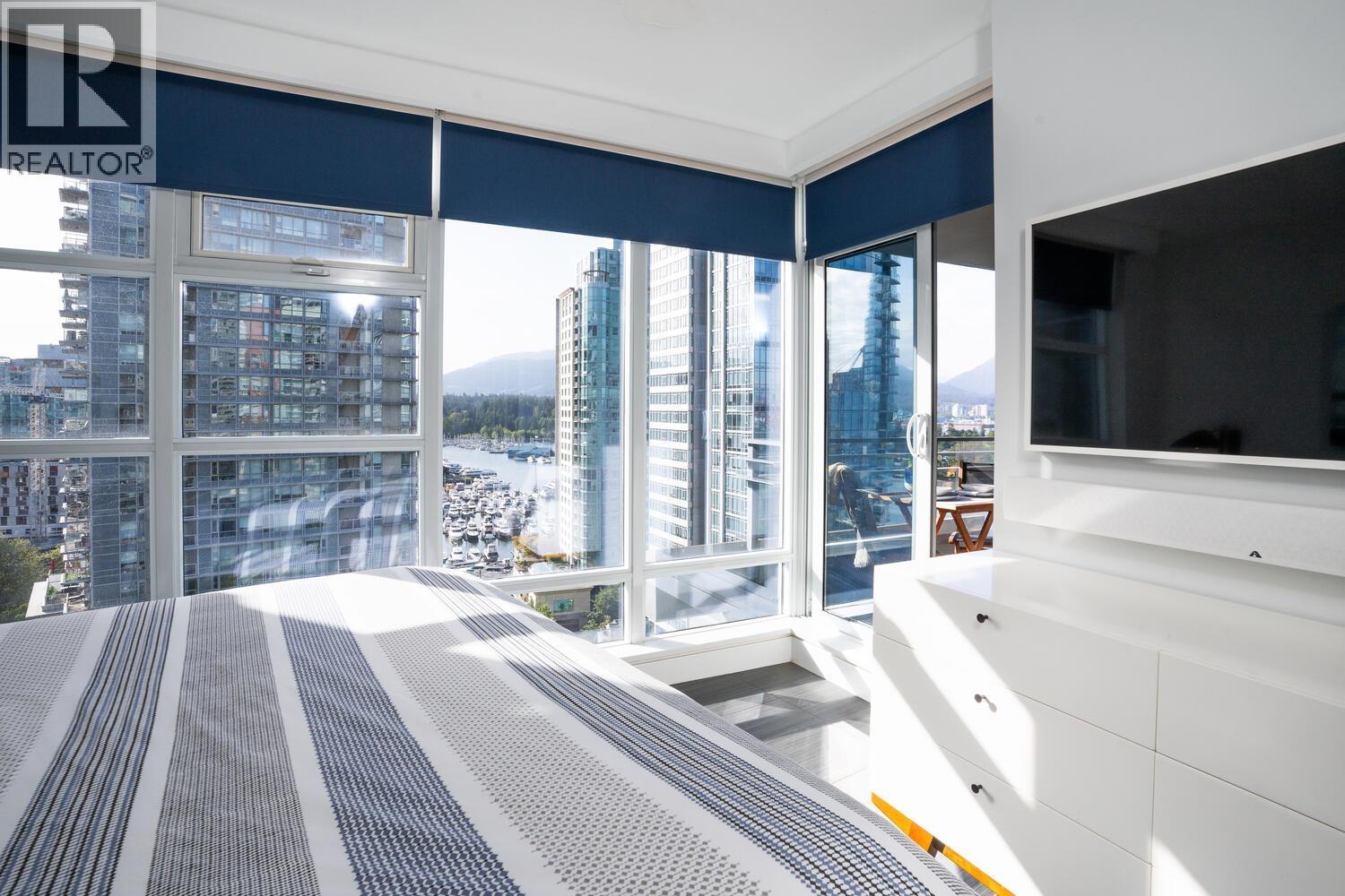 Photo 18 of 1702 1205 W Hastings Street, Vancouver BC