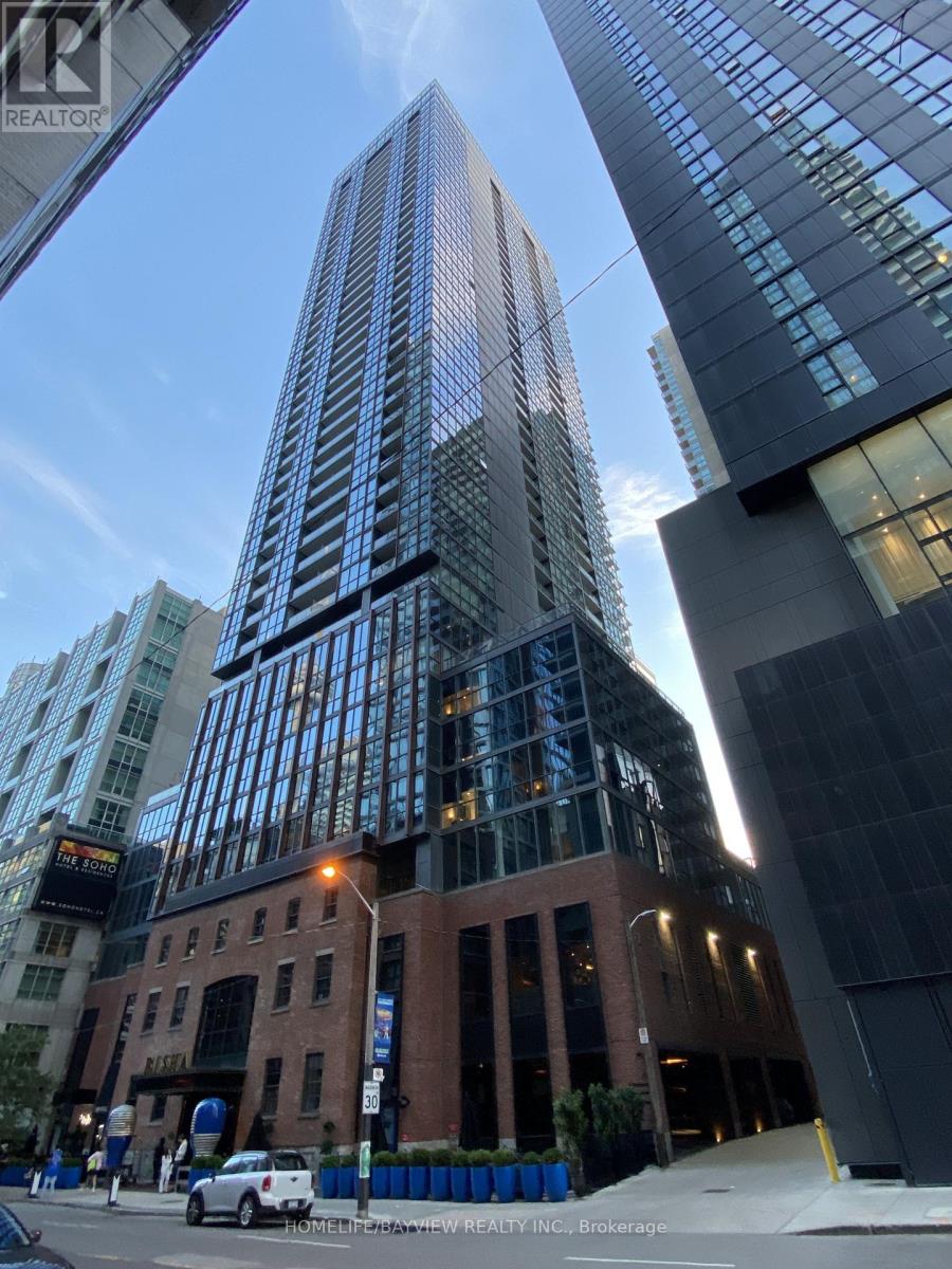 Photo 1 of 1315 88 Blue Jays Way, Toronto ON