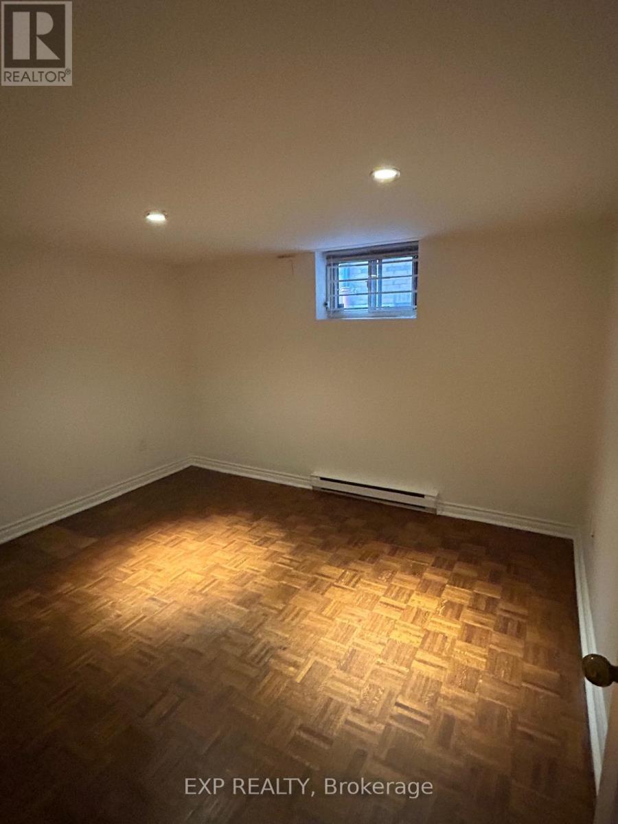 Photo 10 of Basement 17 Highbourne Road, Toronto ON