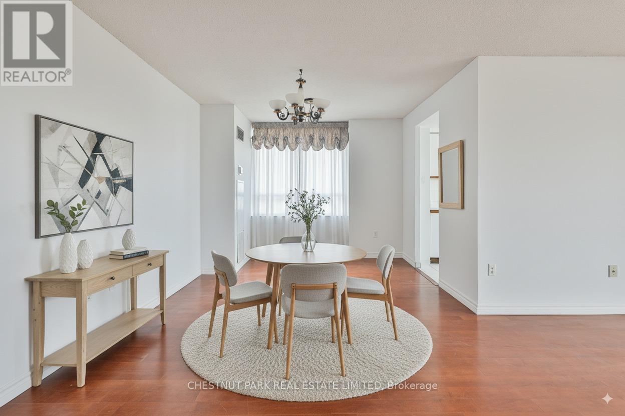Photo 6 of 1109 7601 Bathurst Street, Vaughan ON