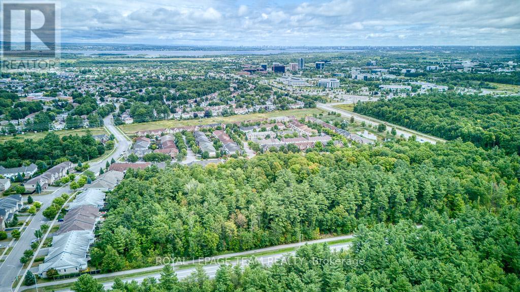 Photo 43 of 292 Forestbrook Street, Ottawa ON