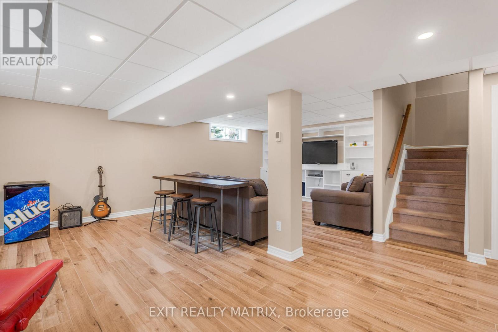 Photo 26 of 16 La Citadelle Street, Russell ON