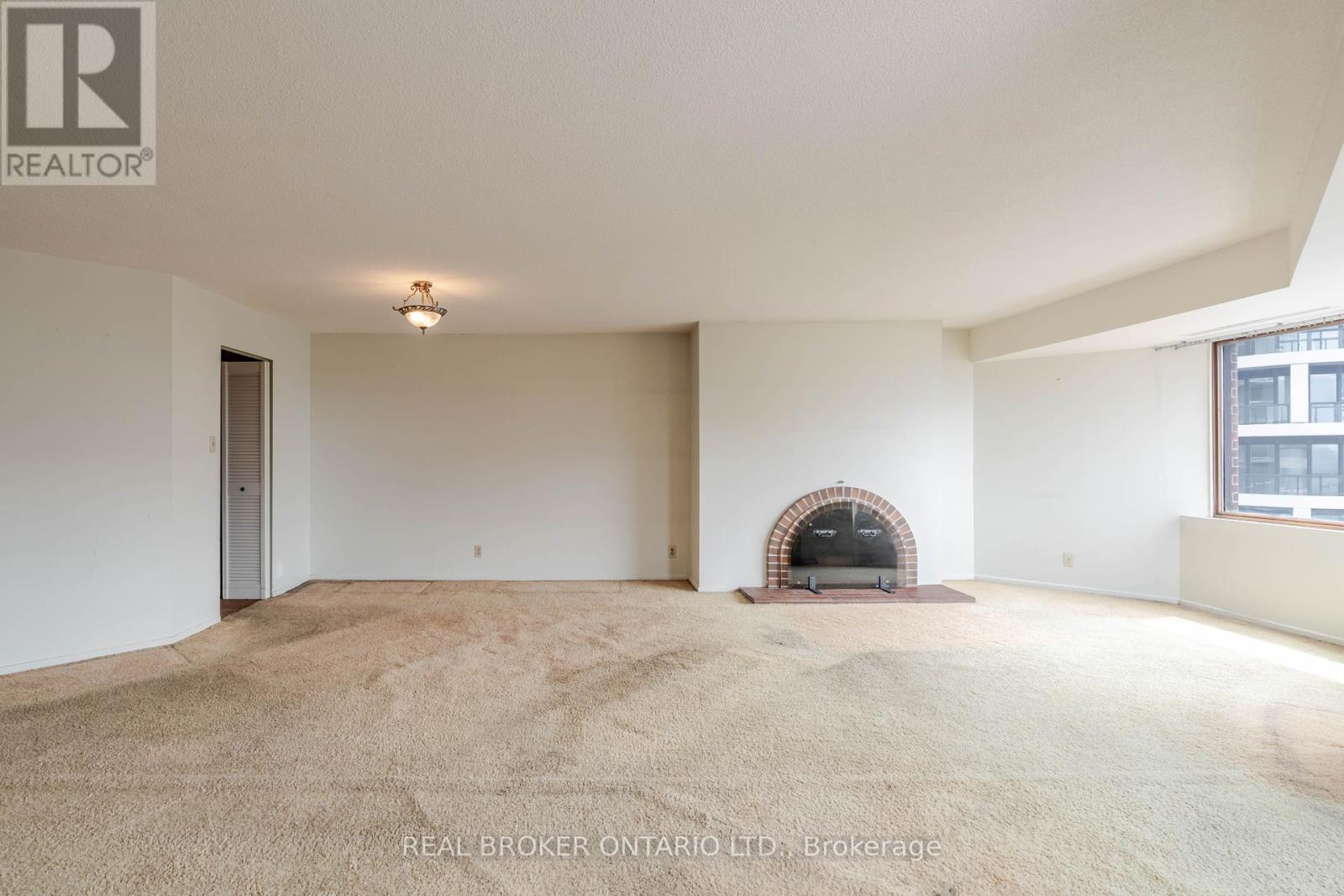 Photo 11 of 1402 151 Bay Street, Ottawa ON
