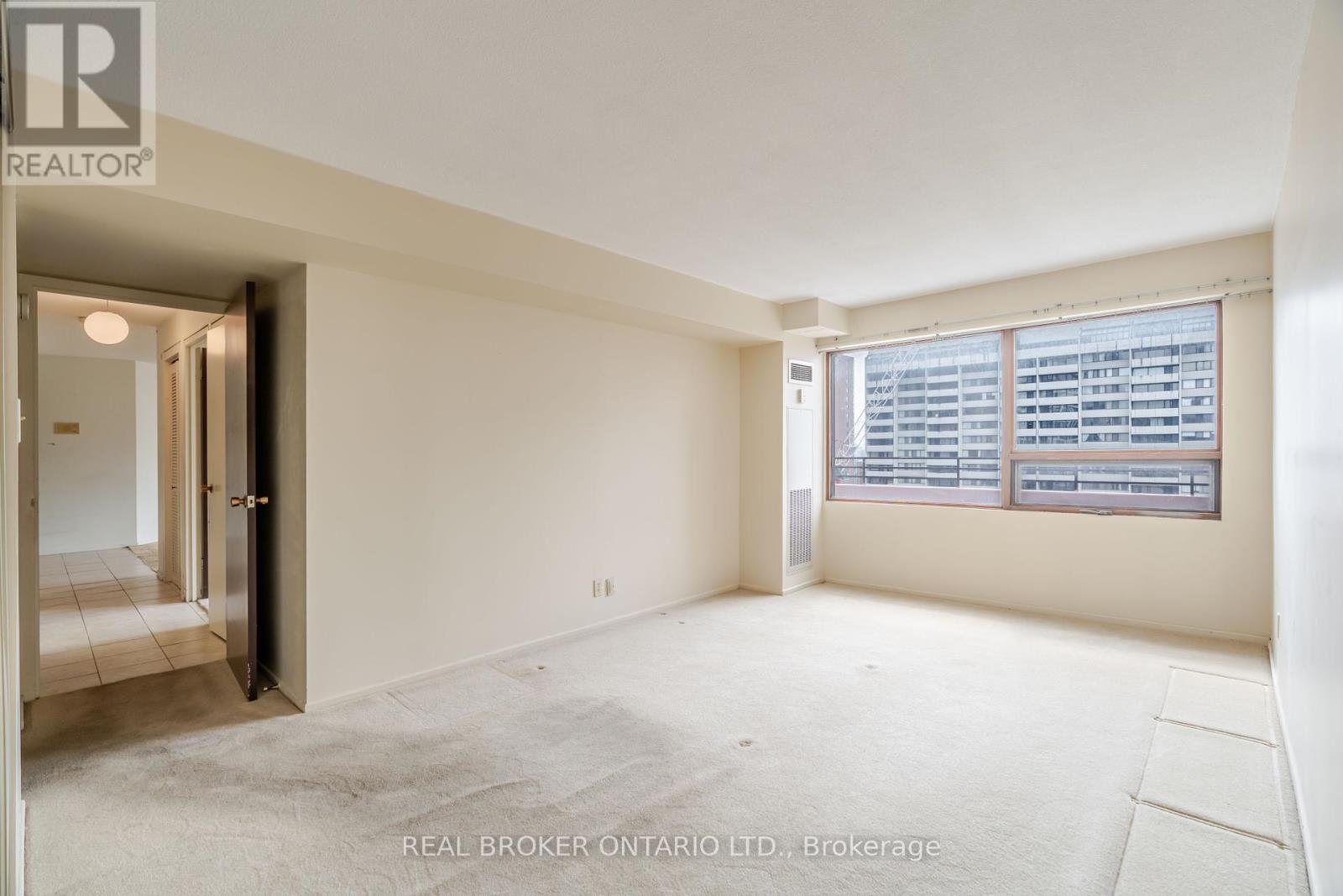 Photo 18 of 1402 151 Bay Street, Ottawa ON