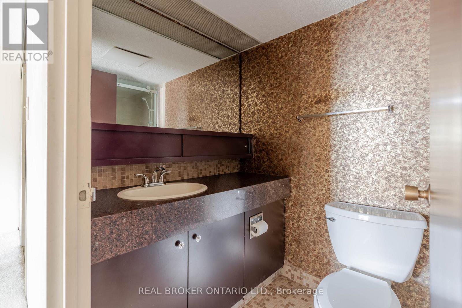 Photo 23 of 1402 151 Bay Street, Ottawa ON