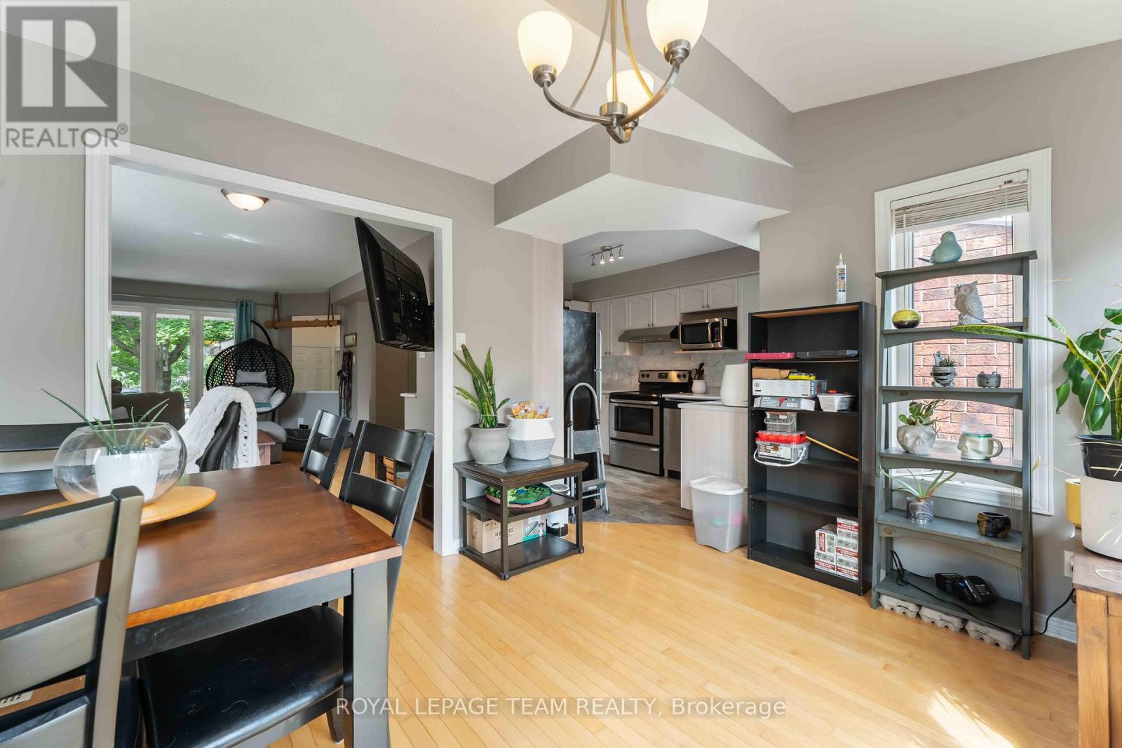 Photo 12 of 4317 Owl Valley Drive, Ottawa ON