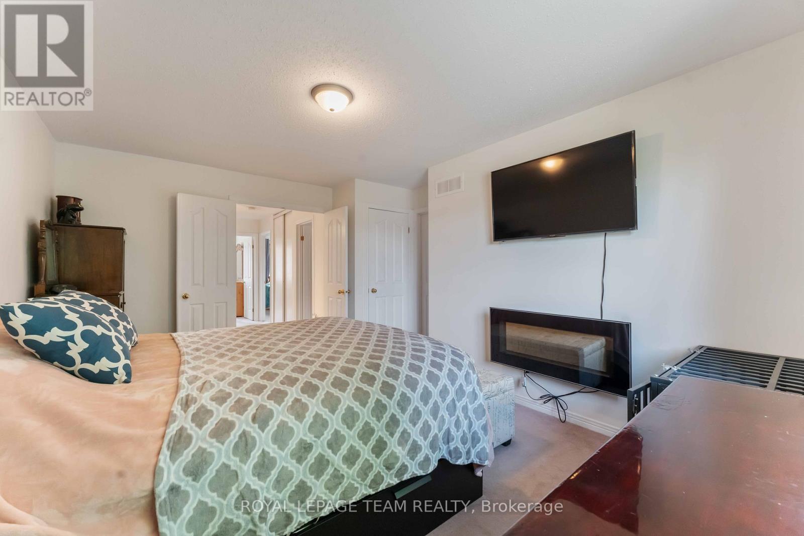 Photo 18 of 4317 Owl Valley Drive, Ottawa ON