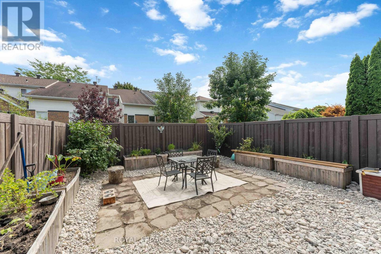 Photo 30 of 4317 Owl Valley Drive, Ottawa ON